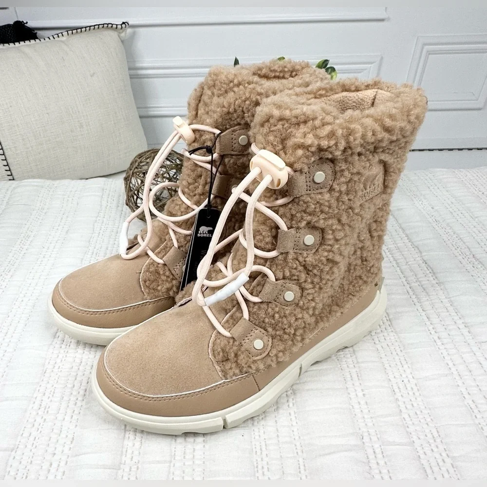 Sorel women’s explorer